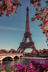 Obrazy na Szkle  piękny dzień na wieży Eiffla w Paryżu