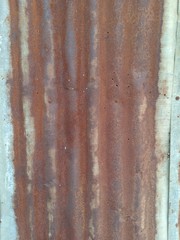 Zinc wall covered with rust