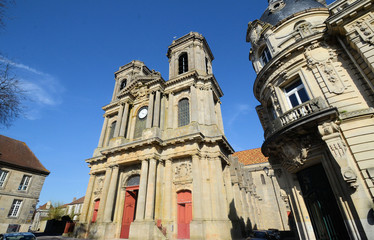 Fototapeta na wymiar Cathédrale Saint-Mammès de Langres
