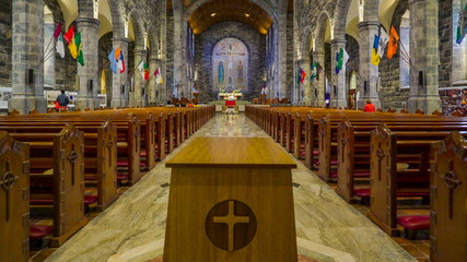 12162_The_altar_on_the_aisle_of_the_church_in_Ireland.jpg