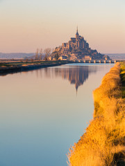 Le Mont St Michel et son reflet