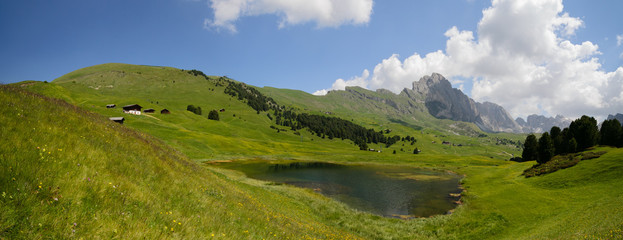 Il lago santo in Val Gardena