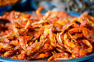 Fresh grilled crabs at market
