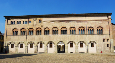 Fototapeta na wymiar Bishop Palace on Piazza Duomo, Parma, Italy