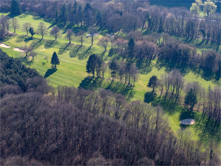 vue aérienne du golf de Maudétour dans le Val d'Oise en France