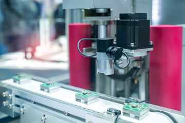 automatic system pneumatic input to robot handle in intelligence factory