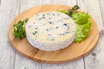 Round blue cheese