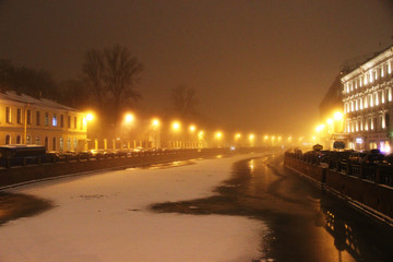 Obraz premium Saint-Petersburg in fog