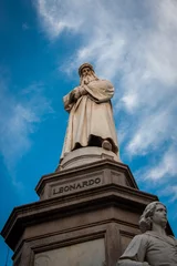 Fotobehang Oude meesters Statue of Leonardo da Vinci in MIlan  © Evgeniy