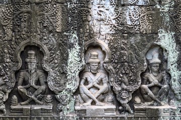 Bas reliefs sculptés temple d'Angkor 