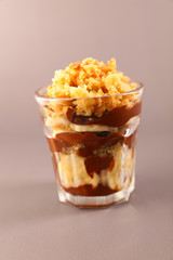 crumble with banana and chocolate