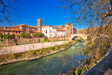 Fototapeta premium Tiber river island and Rome waterfront view
