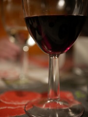 glas rotwein