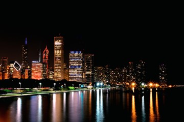Fototapeta na wymiar Chicago night skyline, Usa.
