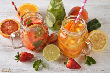 Infused fruit detox water