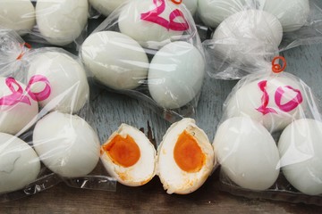 Salted egg is delicious at street food