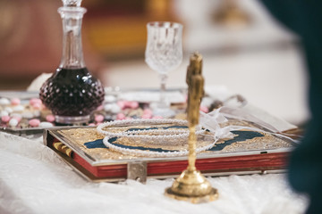 Altar in Ortodoxer Kirche bei griechischer Trauung