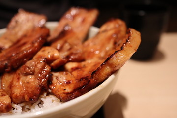 豚丼
