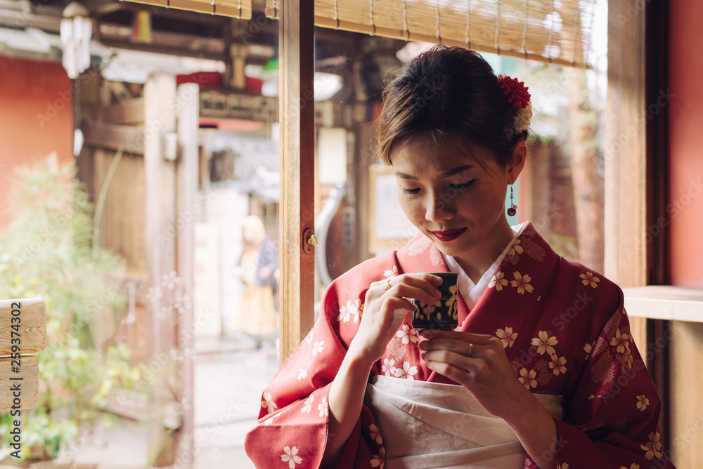 Wall mural Asian woman wearing kimono in Japan,tokyo