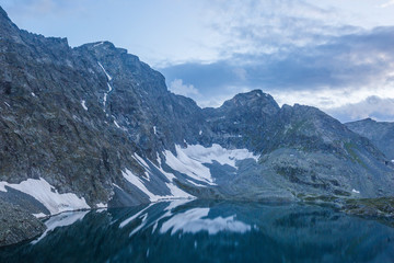 Obraz na płótnie Canvas Ala-Askir lake in Yeshtu valley. Mountain Altai landscape