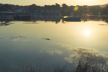 atardecer en el mar y laguna