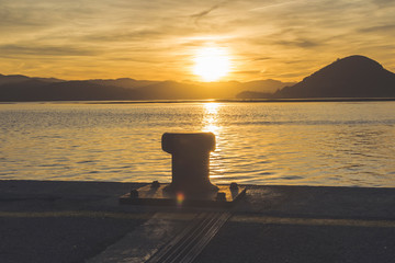 atardecer en el mar y laguna