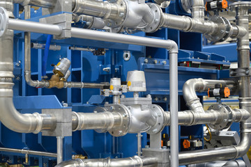 Machine with pipping and fittings 