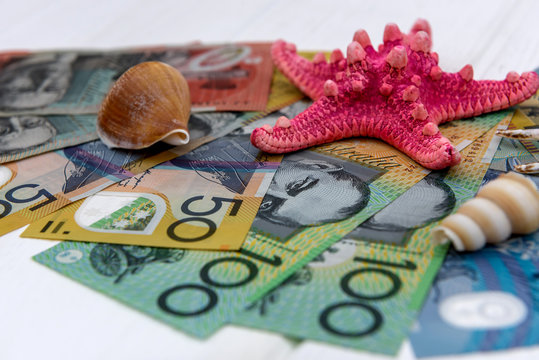 Sea star and seashells on australian dollar banknotes