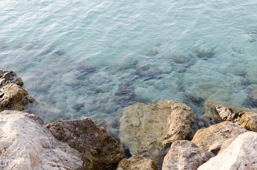 CALA DEL MEDITERRANEO AGUA CRISTALINA