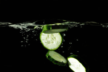 Fototapeta na wymiar cucumber gin vodka cocktail