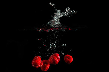 raspberry gin vodka cocktail alcohol drink