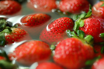 strawberry red fruit cleaning water