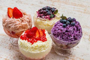 アジアのかき氷　Shaved ice that Asian fruit