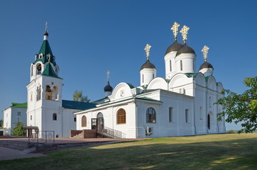 Fototapeta na wymiar Cathedral of the Transfiguration and the Church of the Intercession in the Transfiguration monastery. City of Murom, Vladimir region, Russia