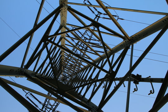 Hochspannungsmast