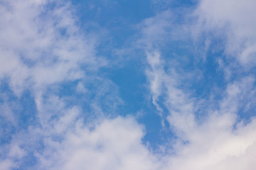 Fototapeta premium The blue sky has white clouds.