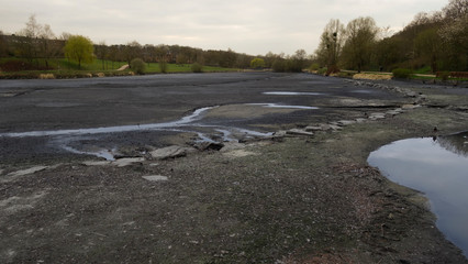 Lac de Louvain-La-Neuve mis en assec