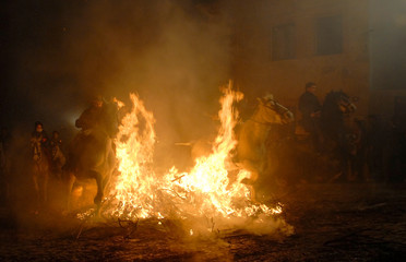 Obraz premium Luminarias en San Bartolome de pinares en avila. España