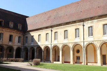 ABBAYE DE CLUNY - SAONE ET LOIRE - BOURGOGNE