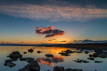 Sonnenaufgang am Mono Lake