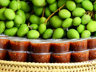 mango and sweet sauce thai style in market