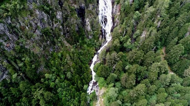 Aerial images of the Gerder's cascade in the Catalan Pyrenees. Recorded with a phantom 4 Pro at 4k 60 fps.