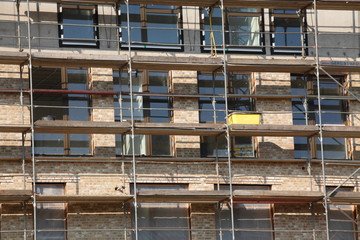 Baugerüst, Hausfassade, Rohbau