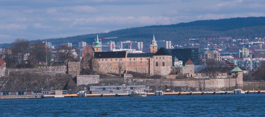 Widok z Bygdøy Oslo slott zamek castle Landscape from Bygdoy Krajobraz Oslo Norwegia Norway Norge Skandynavia Scandinavia © Dreamnordno