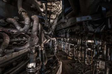 Foto op Plexiglas Ovencatwalk in een verlaten staalfabriek © Bob