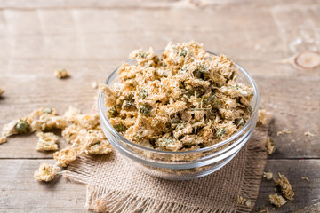 Dried chamomile. Drink.