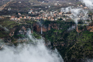 Obraz premium This is a capture for Bchareh and Kadicha Valley during winter in north Lebanon the shot was taken in late march 2019 and you can see the beauty of the nature and the mountains