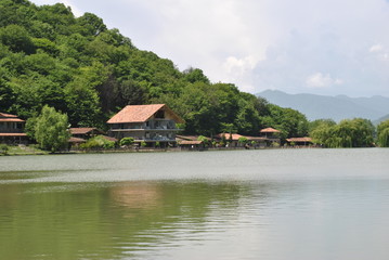 Fototapeta na wymiar House with lake view in the mountains