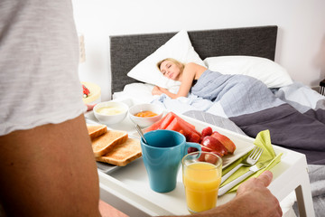 surprise!! breakfast in bed