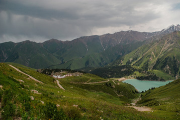 Obraz premium Mountains and mountain lake before the rain. Not far from Almaty, Kazakhstan